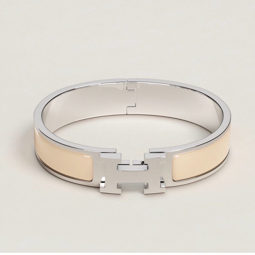 Hermes Clic H Bracelet in Cream & Silver